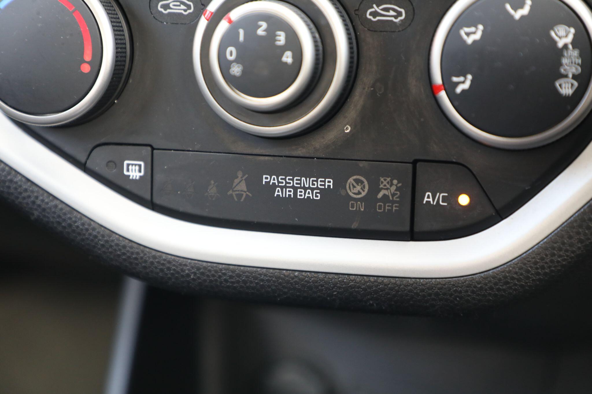 Large vehicle image